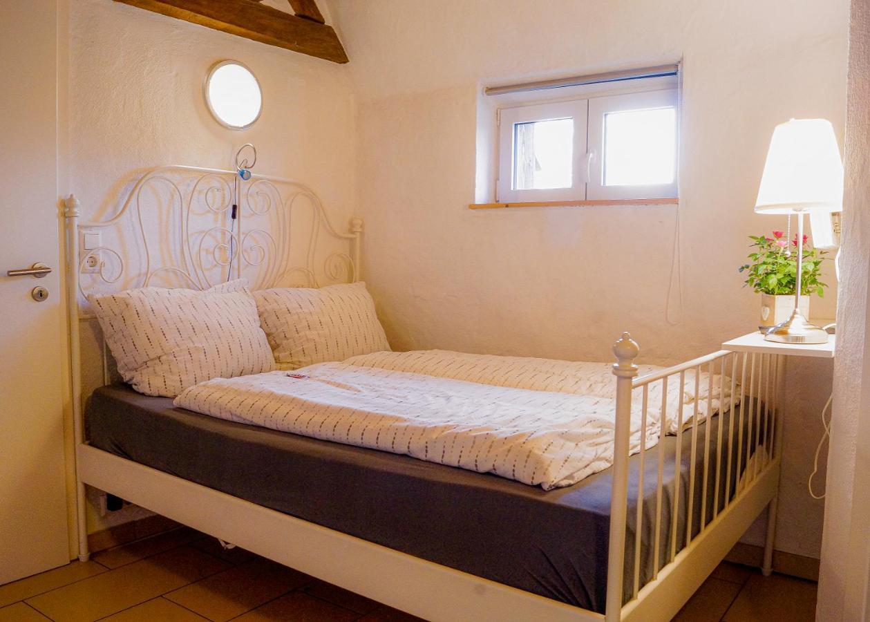 Traumwohnung Jolly Jumper Auf Idyllischem Reiterhof Naehe Burg Eltz Munstermaifeld